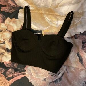 Black cropped tank top